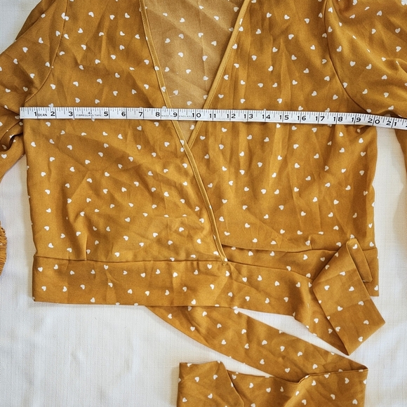 Romantic Wrap Top Fall Colors Tie Front Bell Shape Cuffs Size M - Picture 2 of 9